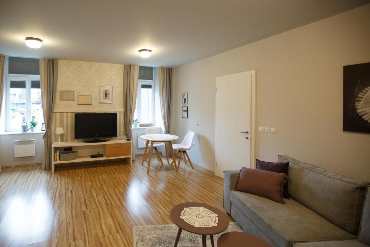 Apartment Nobl Plac Celje Luaran gambar